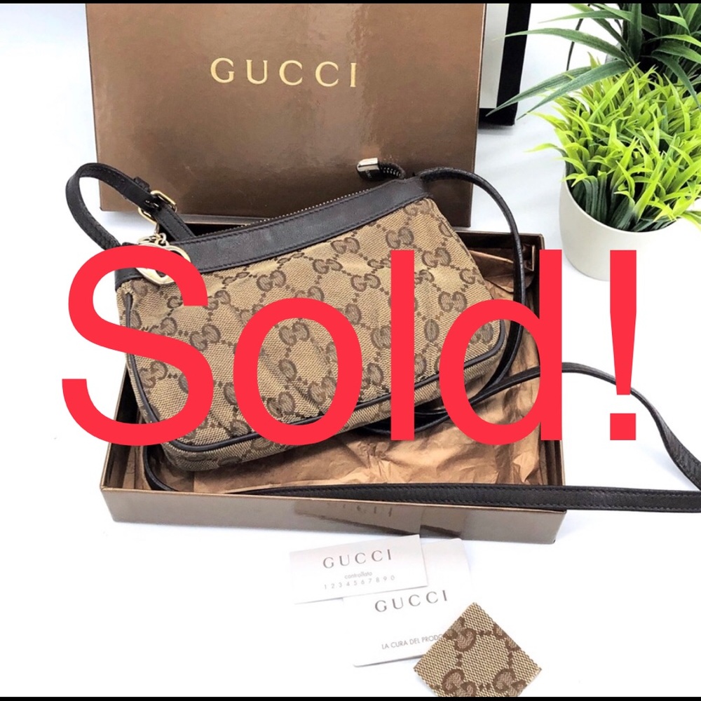 Gucci Authentic GG Canvas Crossbody Bag W/ Box - Picture 1 of 8
